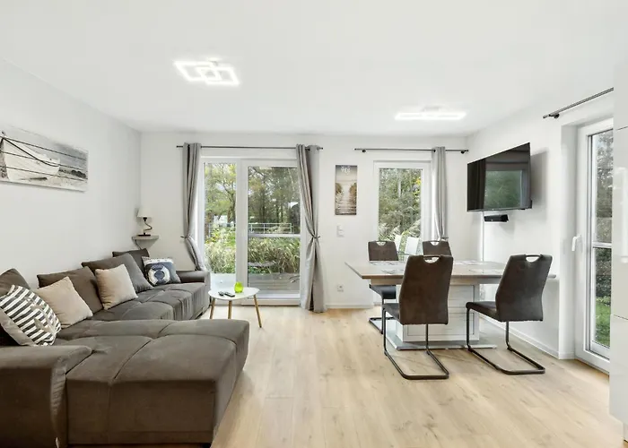 Puettenhuus Nyaraló Tossens