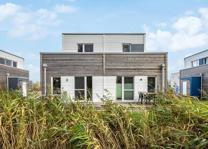 Puettenhuus Nyaraló Tossens